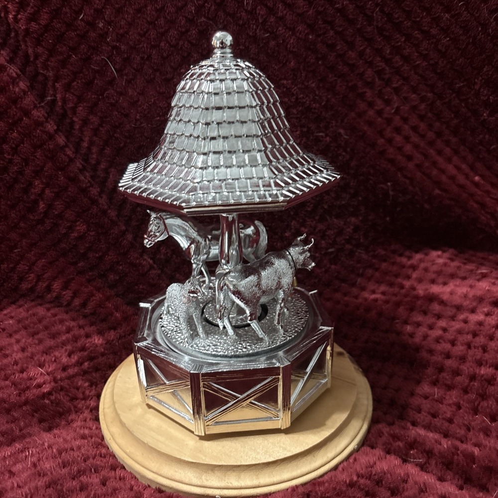 Reed & Barton/Kate Spade Farm Yard Friends Carousel Music Box